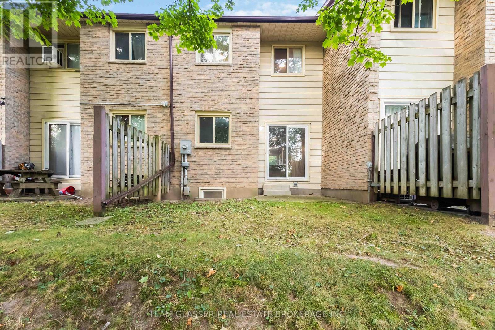 102 - 40 Summit Avenue, London North (North N), Ontario  N6H 4S3 - Photo 50 - X12341981