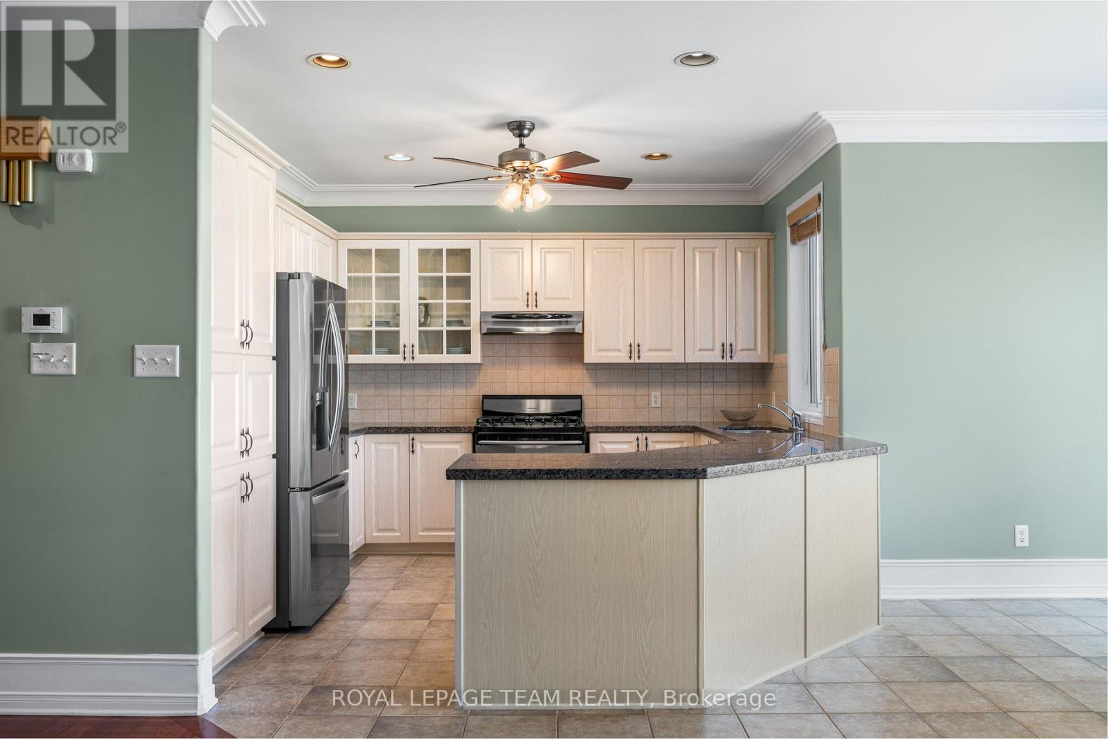 18 Tierney Drive, Ottawa, Ontario  K2J 4W2 - Photo 18 - X12341942