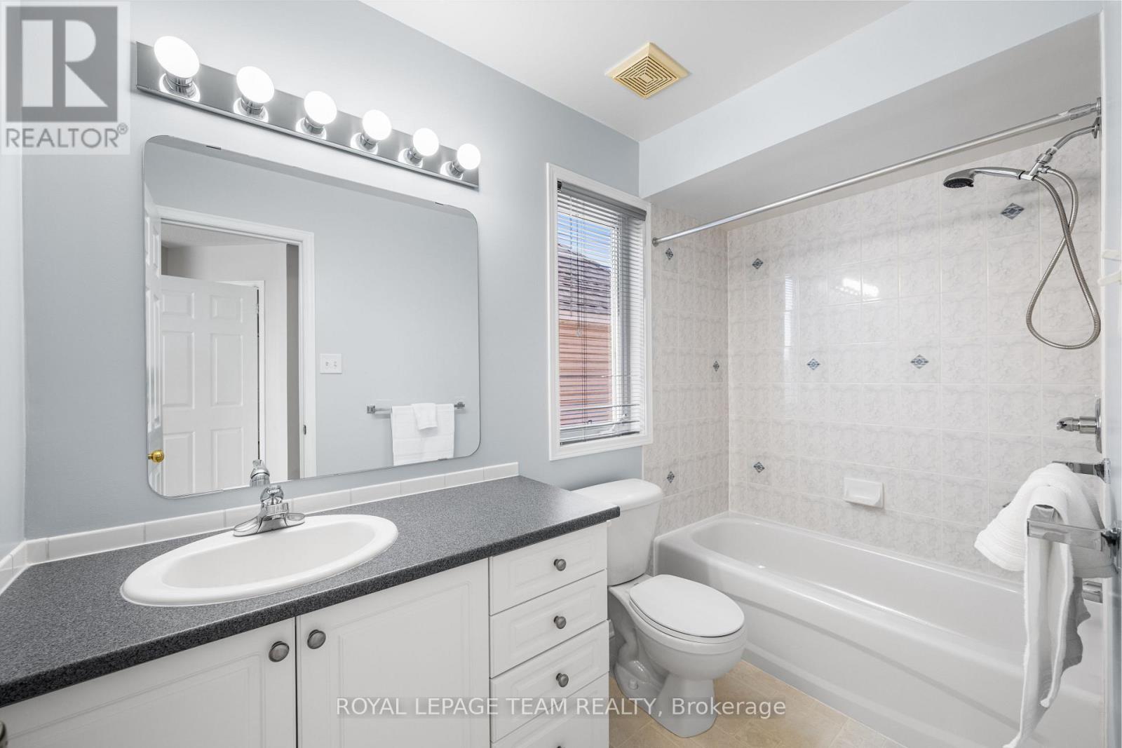 18 Tierney Drive, Ottawa, Ontario  K2J 4W2 - Photo 30 - X12341942