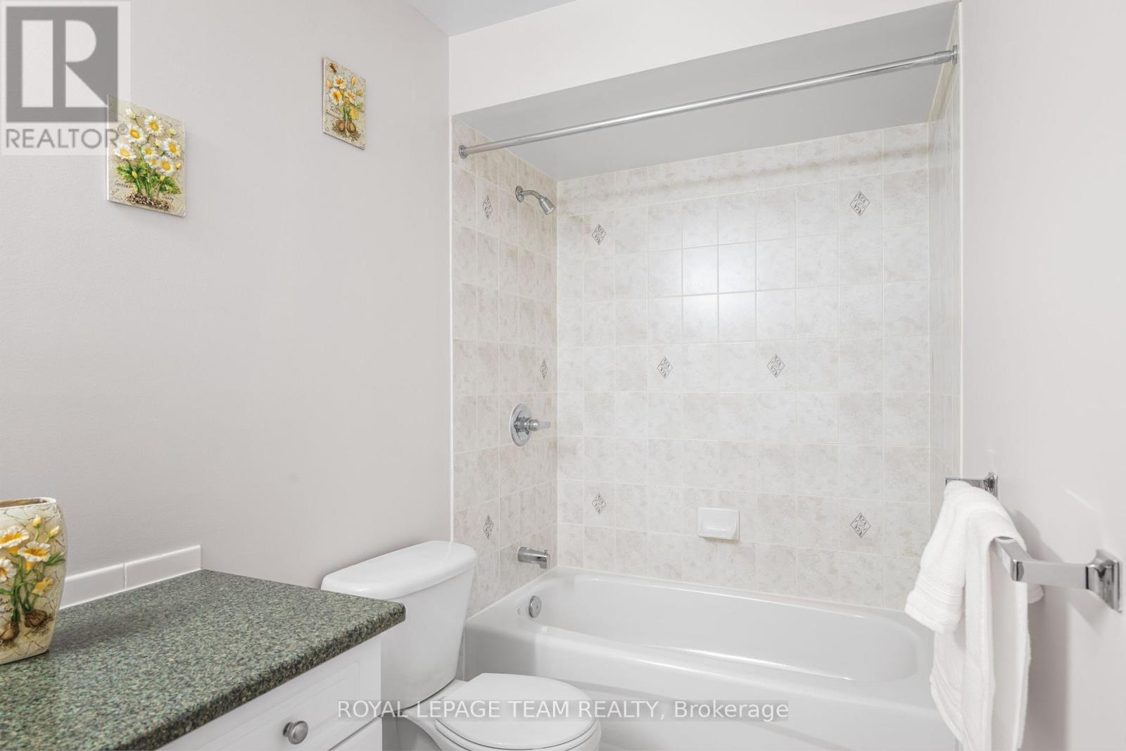 18 Tierney Drive, Ottawa, Ontario  K2J 4W2 - Photo 33 - X12341942