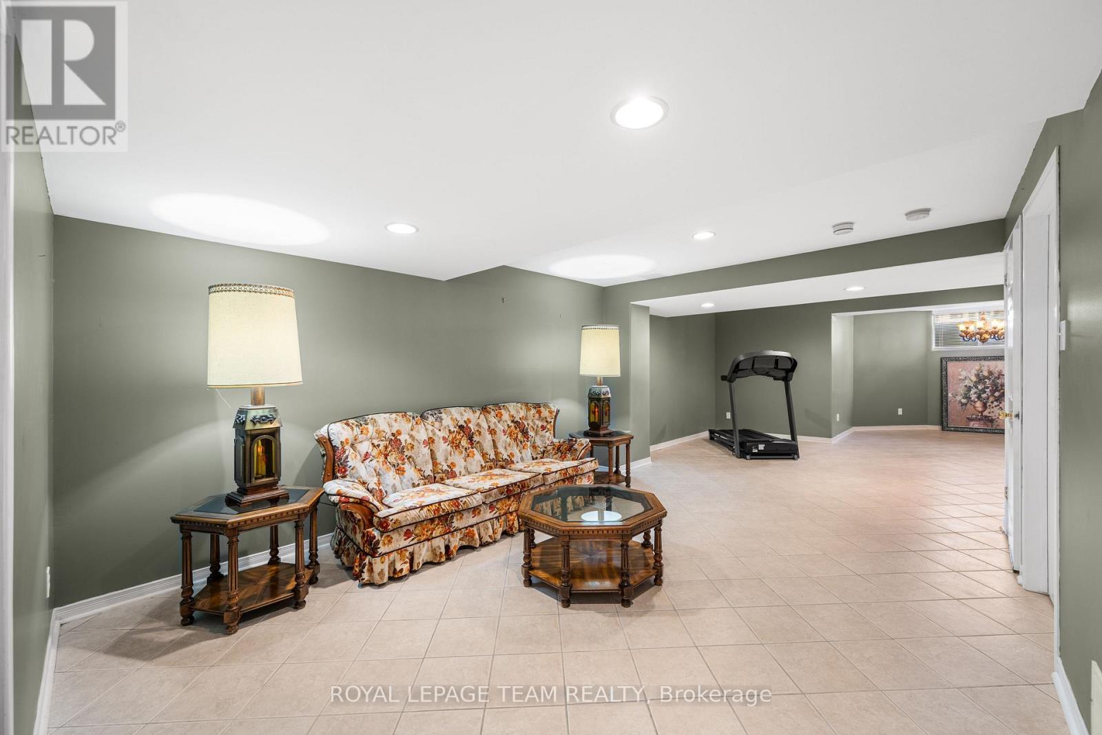 18 Tierney Drive, Ottawa, Ontario  K2J 4W2 - Photo 44 - X12341942