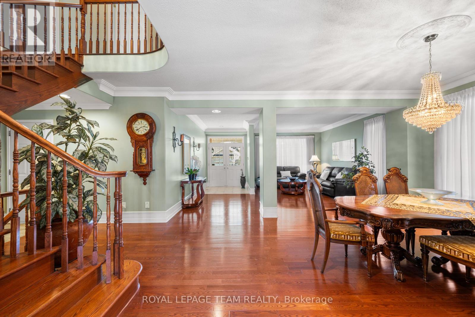 18 Tierney Drive, Ottawa, Ontario  K2J 4W2 - Photo 6 - X12341942