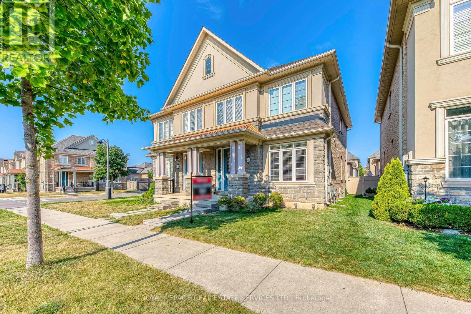 527 Sixteen Mile Drive, Oakville, Ontario  L6M 0P7 - Photo 2 - W12336711