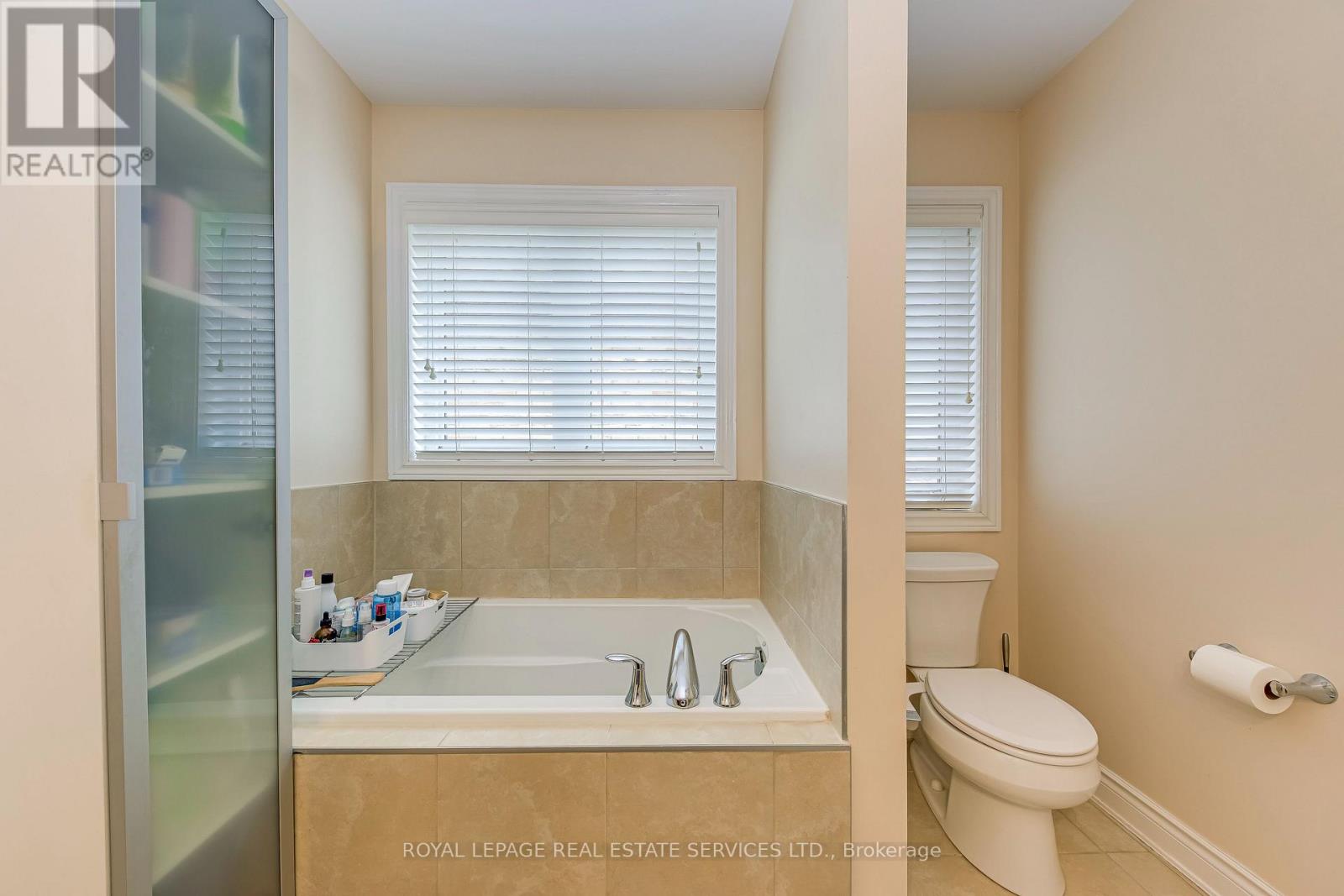527 Sixteen Mile Drive, Oakville, Ontario  L6M 0P7 - Photo 29 - W12336711