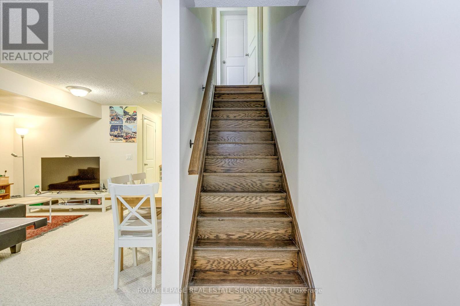 527 Sixteen Mile Drive, Oakville, Ontario  L6M 0P7 - Photo 36 - W12336711