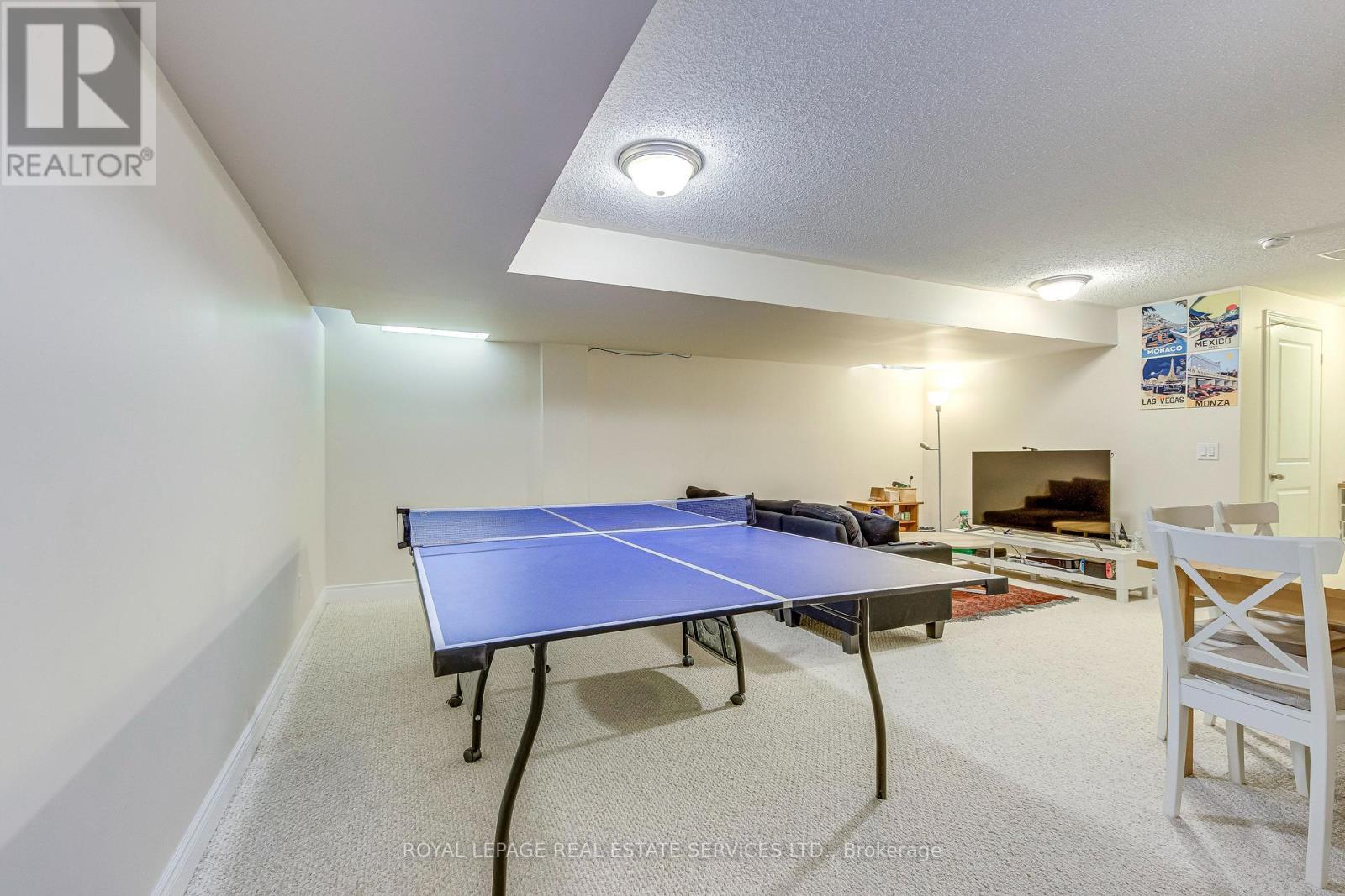 527 Sixteen Mile Drive, Oakville, Ontario  L6M 0P7 - Photo 37 - W12336711