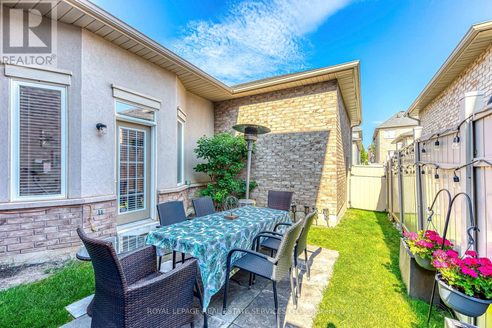 527 Sixteen Mile Drive, Oakville, Ontario  L6M 0P7 - Photo 44 - W12336711