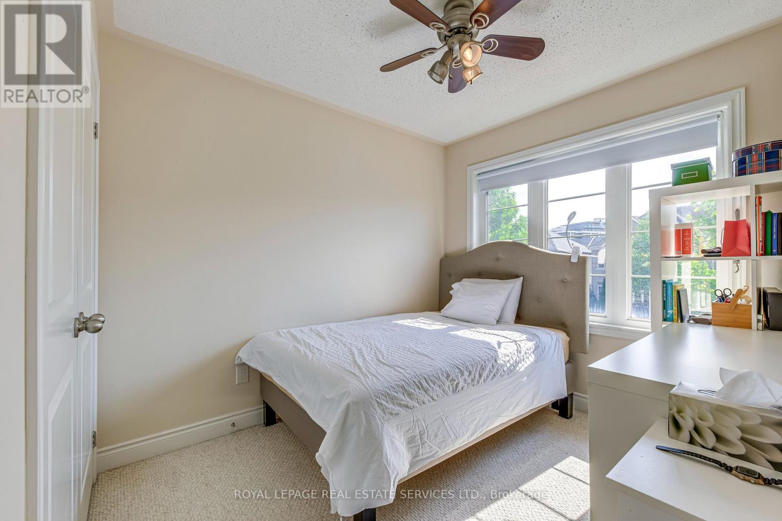 527 Sixteen Mile Drive, Oakville, Ontario  L6M 0P7 - Photo 30 - W12336711