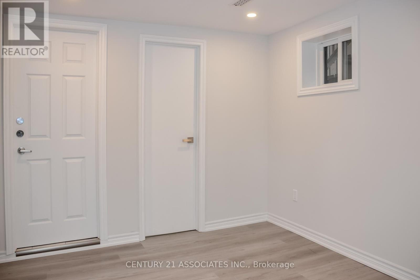 Bsmt - 75 Coney Road, Toronto, Ontario  M8Z 2K7 - Photo 15 - W12321142