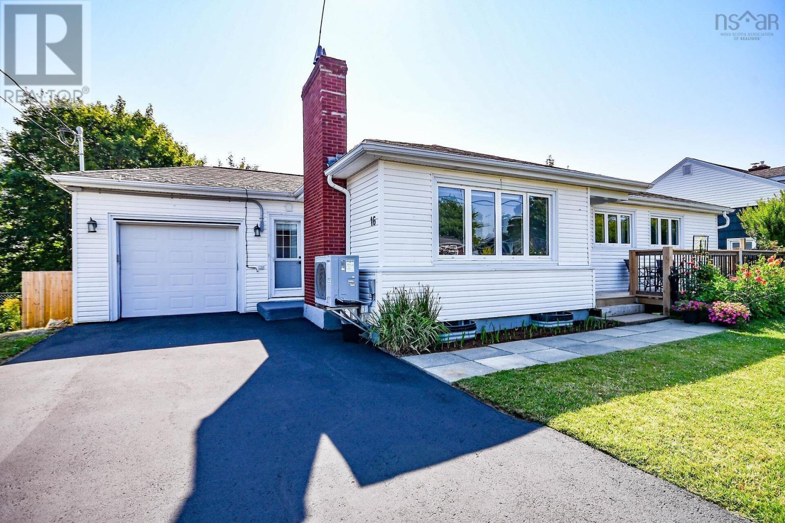 16 Raymoor Drive, Woodlawn, Nova Scotia  B2X 1G7 - Photo 1 - 202520351
