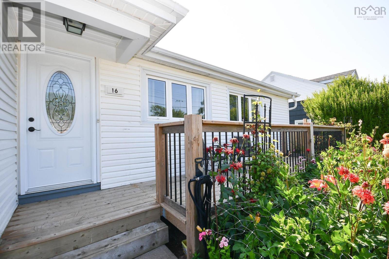 16 Raymoor Drive, Woodlawn, Nova Scotia  B2X 1G7 - Photo 35 - 202520351