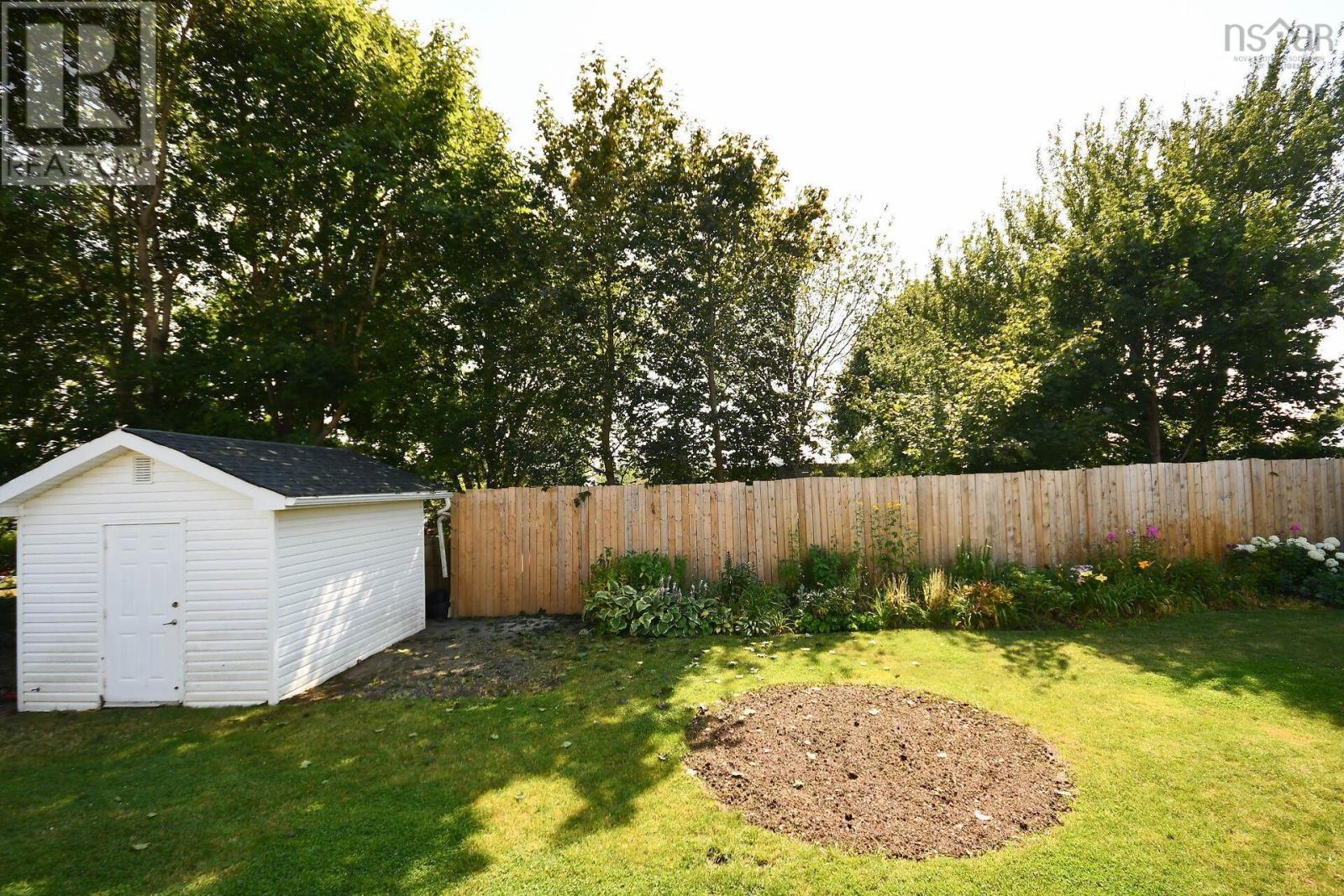16 Raymoor Drive, Woodlawn, Nova Scotia  B2X 1G7 - Photo 46 - 202520351