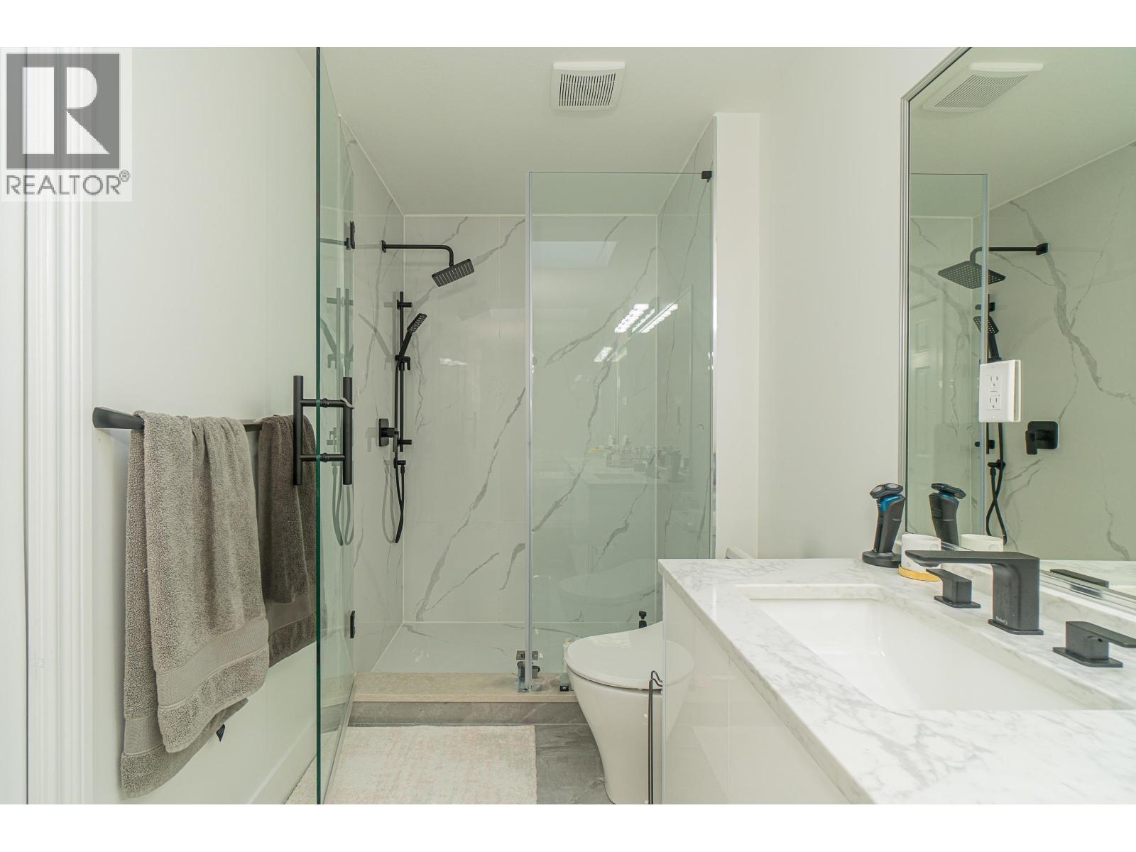 7 7060 Blundell Road, Richmond, British Columbia  V6Y 1J4 - Photo 20 - R3036222