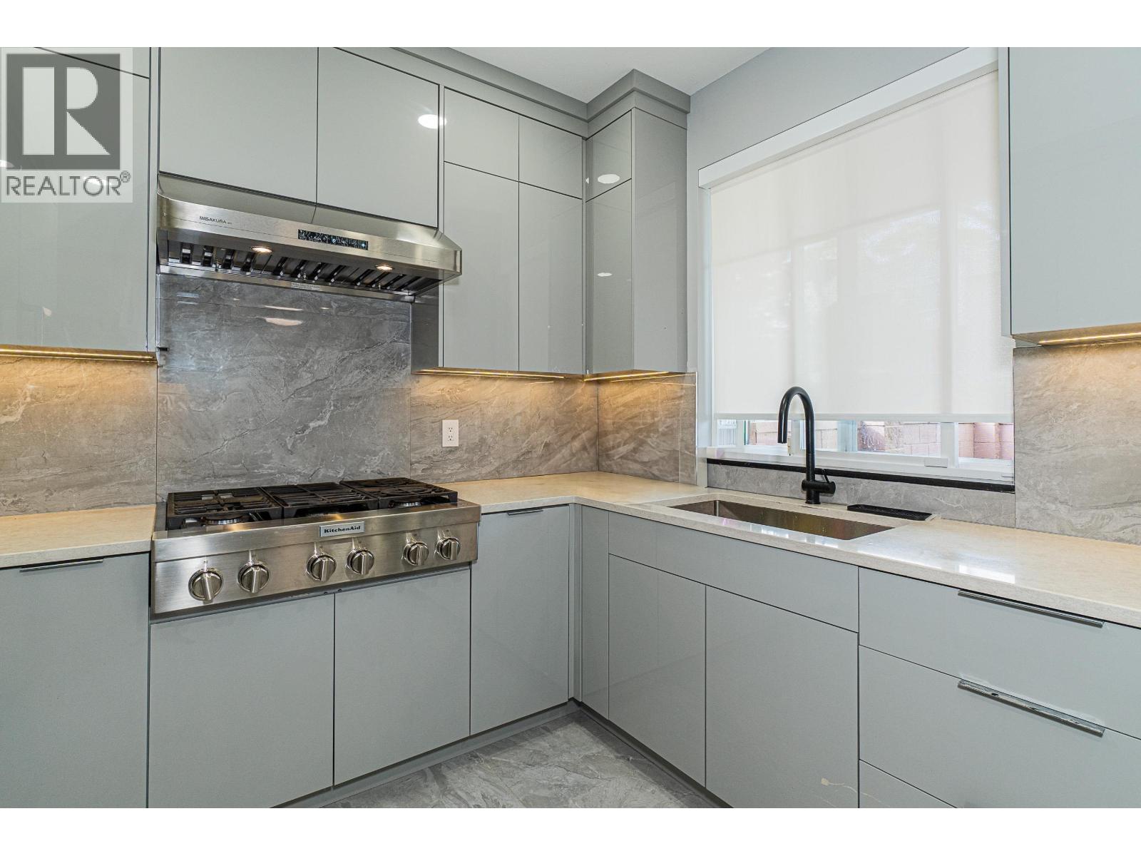 7 7060 Blundell Road, Richmond, British Columbia  V6Y 1J4 - Photo 16 - R3036222