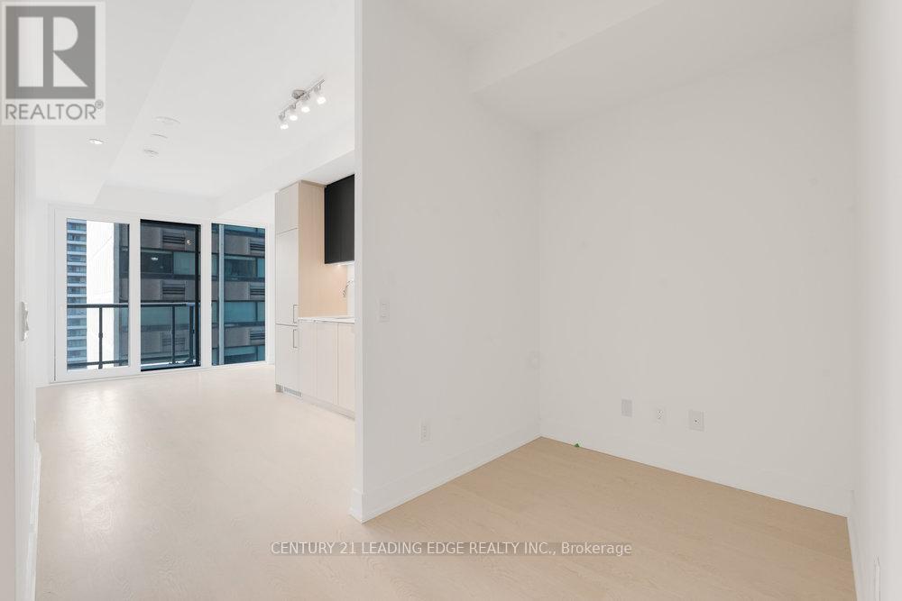1608 - 308 Jarvis Street, Toronto, Ontario  M5B 0E3 - Photo 8 - C12303975