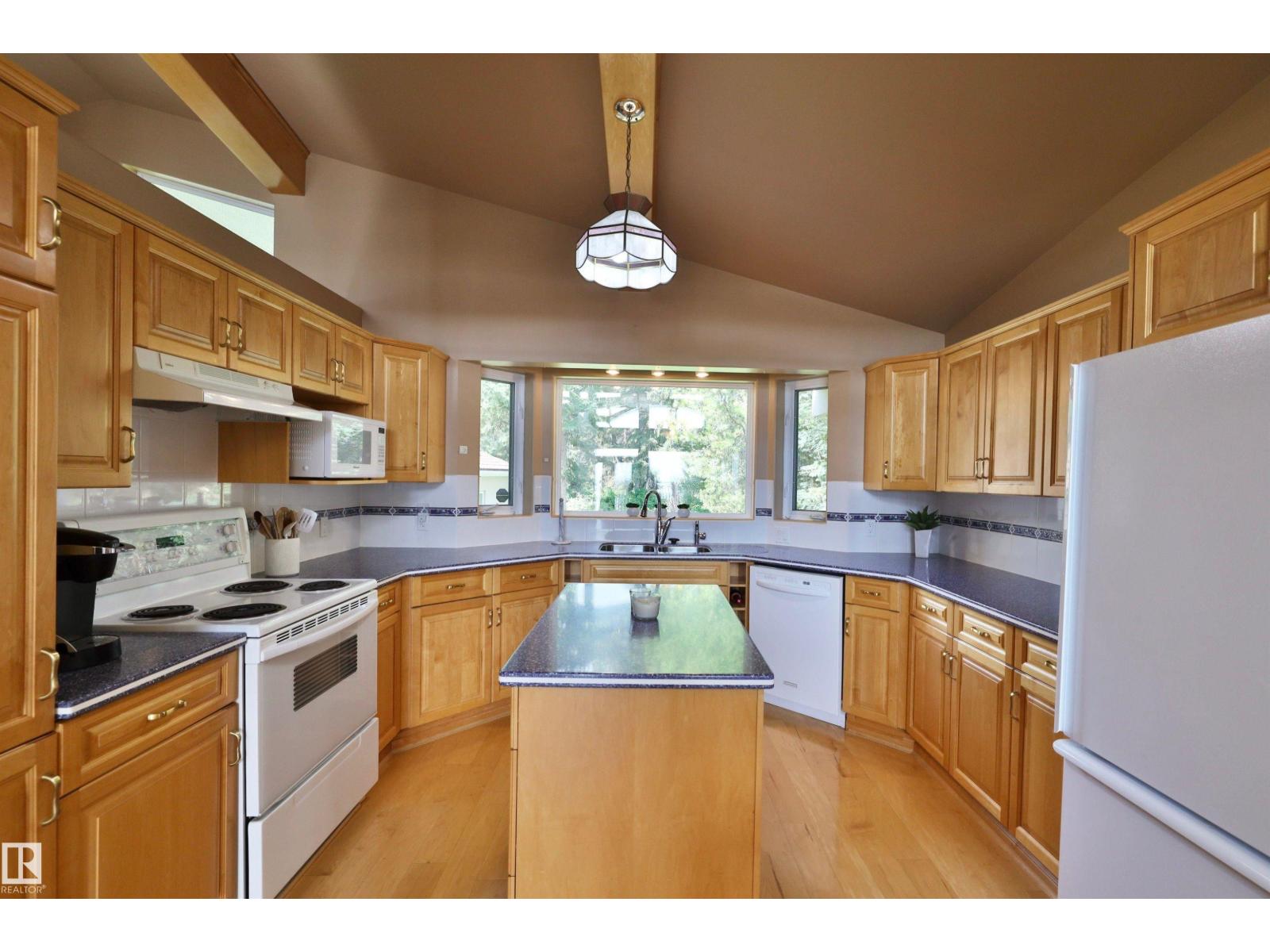 110,2001 Twp474 Mitchell Beach, Rural Leduc County, Alberta  T0C 2P0 - Photo 13 - E4452356