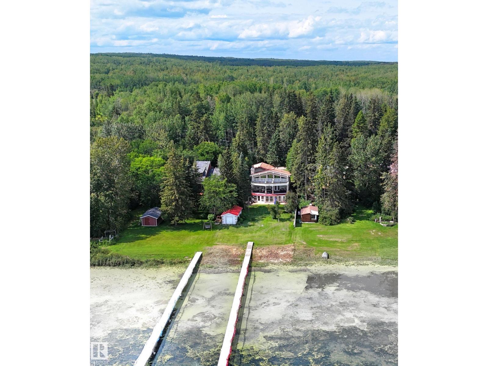 110,2001 Twp474 Mitchell Beach, Rural Leduc County, Alberta  T0C 2P0 - Photo 2 - E4452356