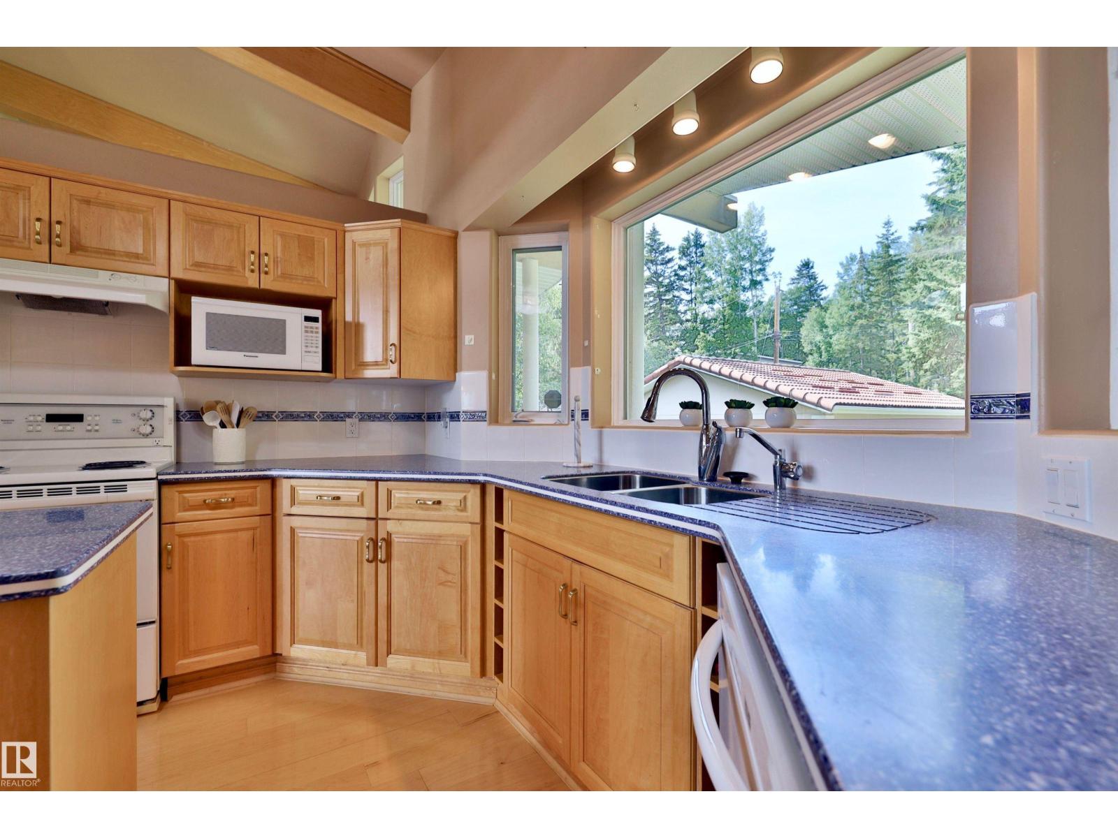 110,2001 Twp474 Mitchell Beach, Rural Leduc County, Alberta  T0C 2P0 - Photo 14 - E4452356