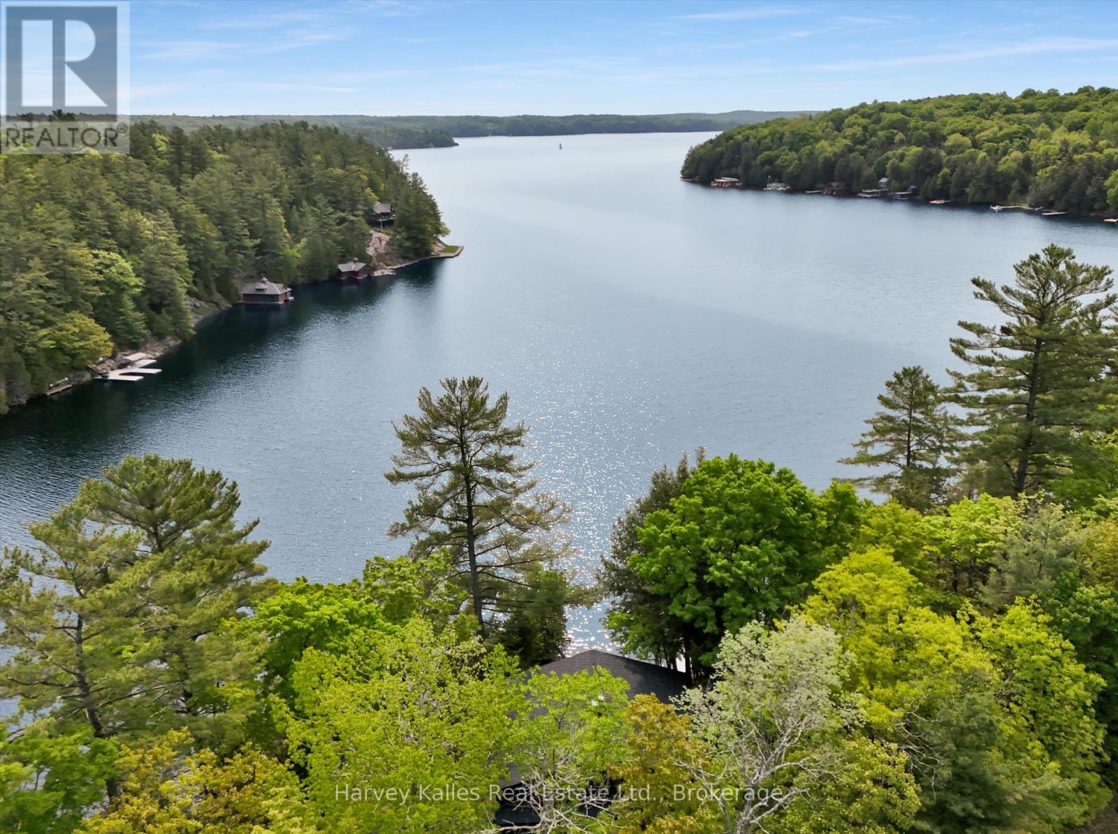 155 Highway 632 Highway, Muskoka Lakes, Ontario  P0C 1J0 - Photo 2 - X12290073