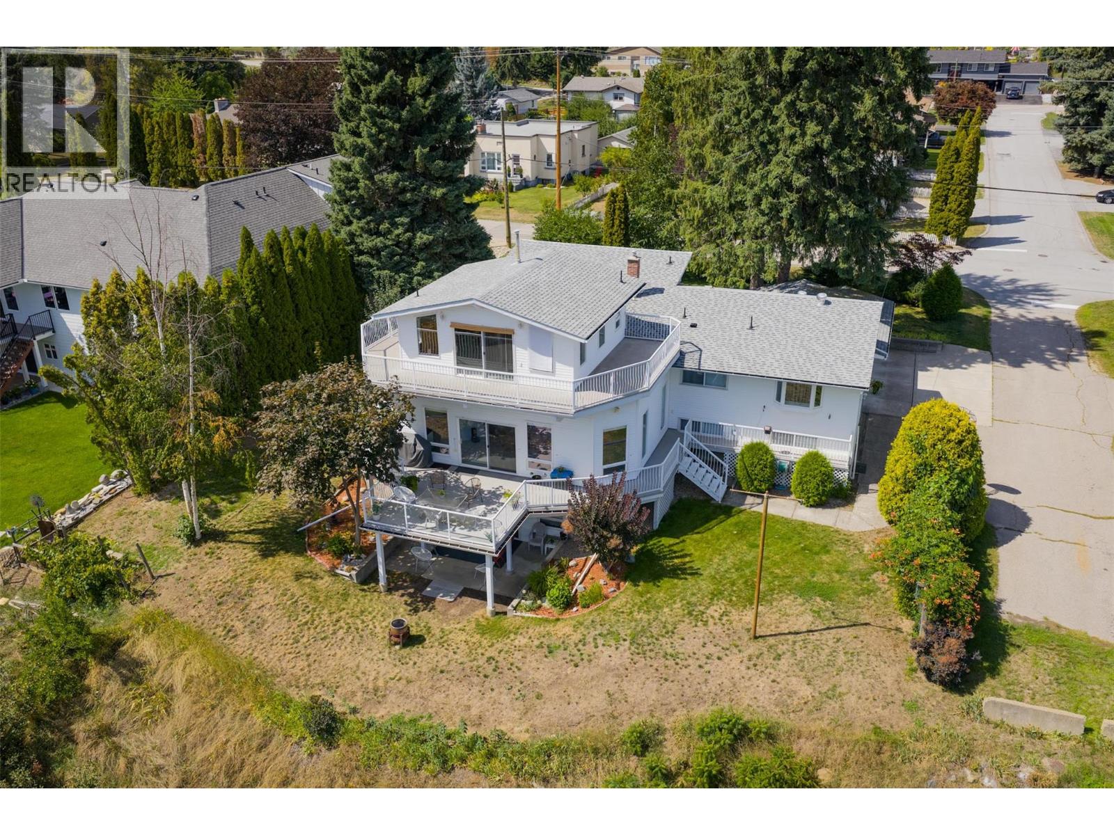 3101 4th Avenue, Castlegar, British Columbia  V1N 2S5 - Photo 8 - 10359224