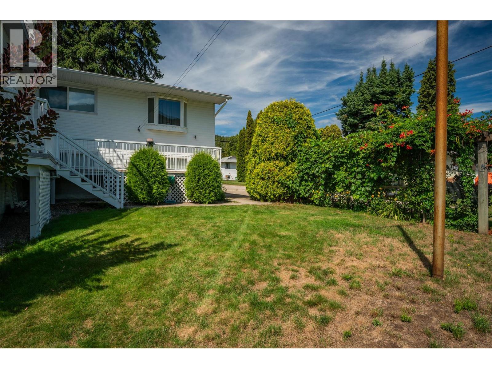 3101 4th Avenue, Castlegar, British Columbia  V1N 2S5 - Photo 85 - 10359224