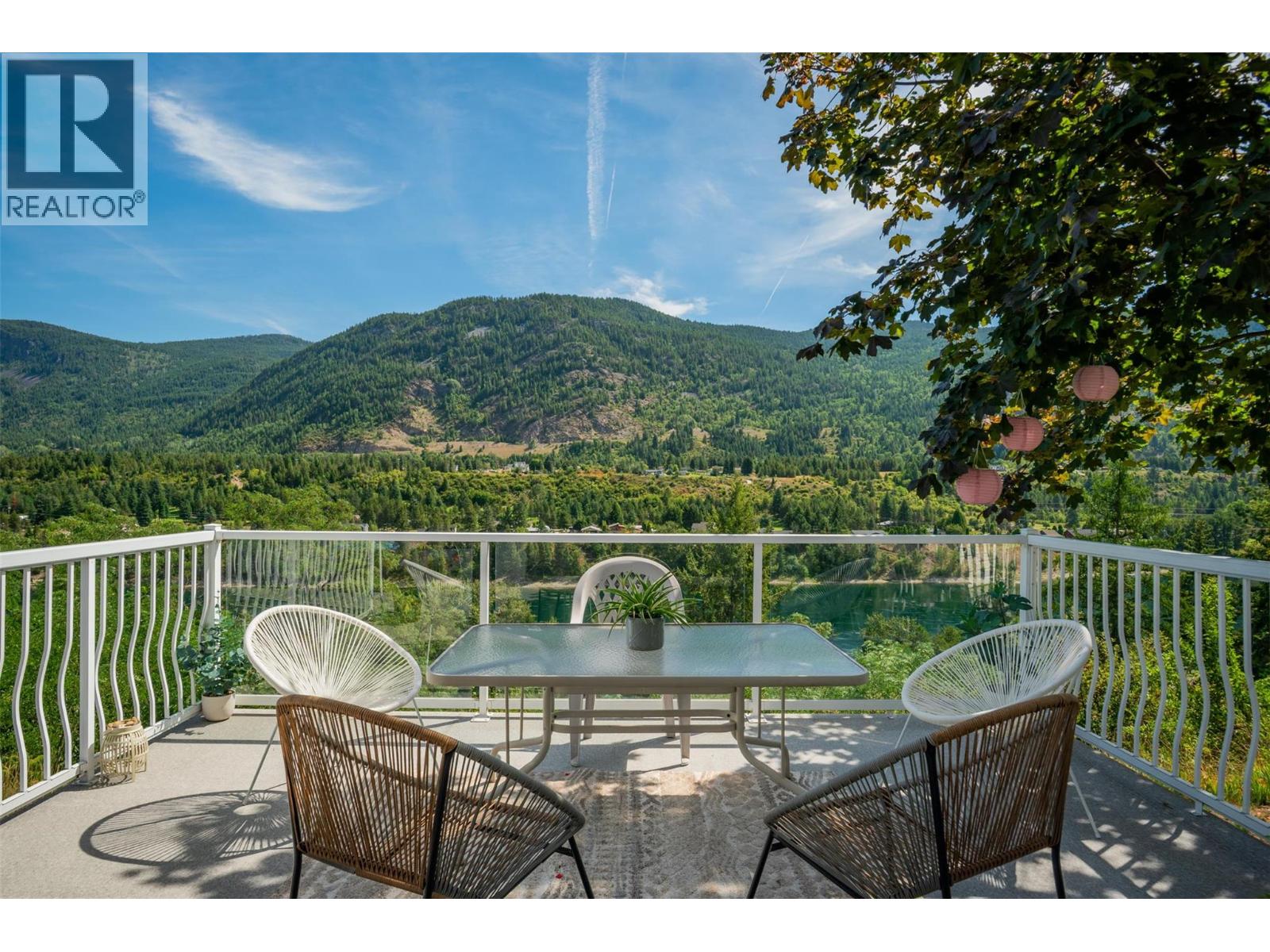 3101 4th Avenue, Castlegar, British Columbia  V1N 2S5 - Photo 95 - 10359224
