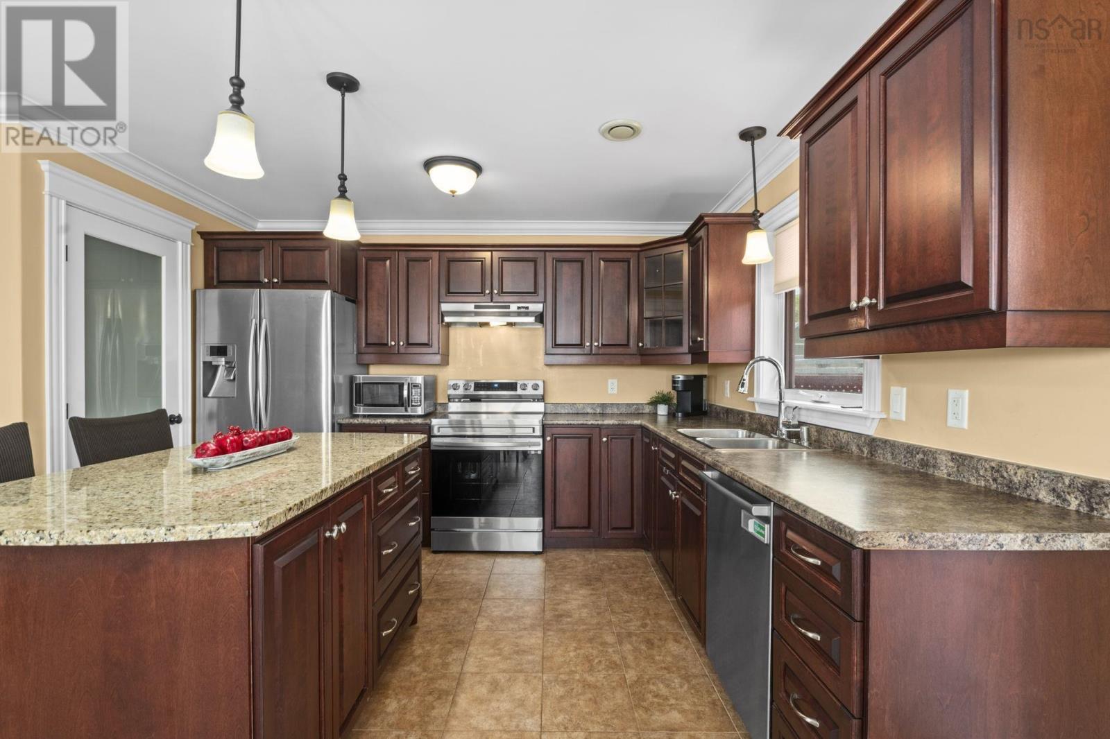 5 Lucy Court, Middle Sackville, Nova Scotia  B4E 0C8 - Photo 16 - 202520354