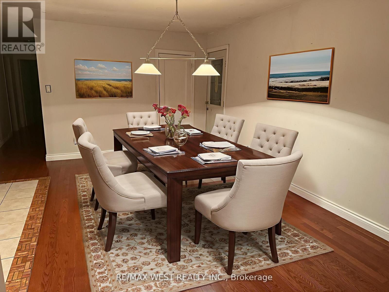 Property at 61 ROMFIELD CIRCUIT image 3