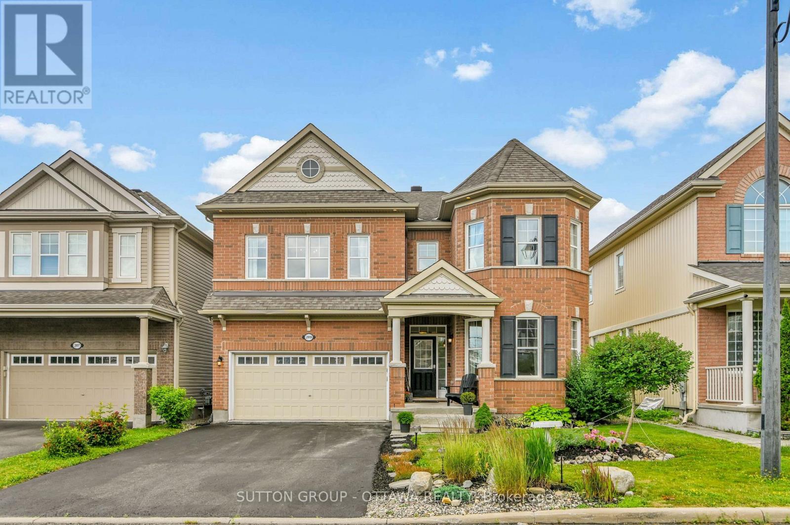 209 DUTCHMANS WAY, Ottawa, Ontario