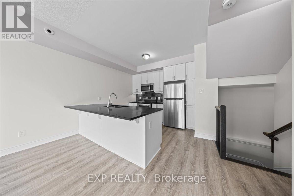 625 Makwa Private, Ottawa, Ontario  K1K 5A4 - Photo 11 - X12342023