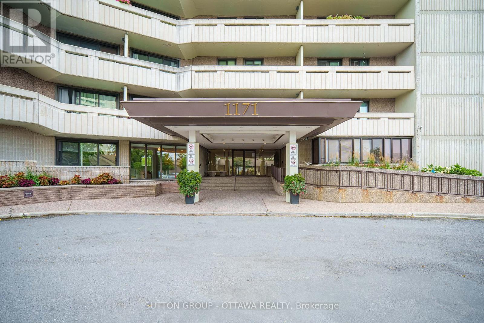 711 - 1171 Ambleside Drive, Ottawa, Ontario  K2B 8E1 - Photo 4 - X12342050