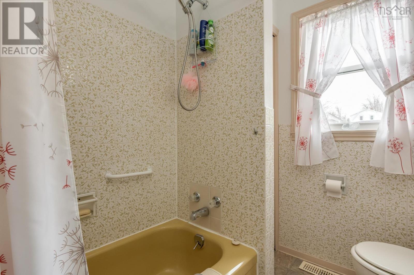 220 Alexander Street, Windsor, Nova Scotia  B0N 2T0 - Photo 32 - 202509335