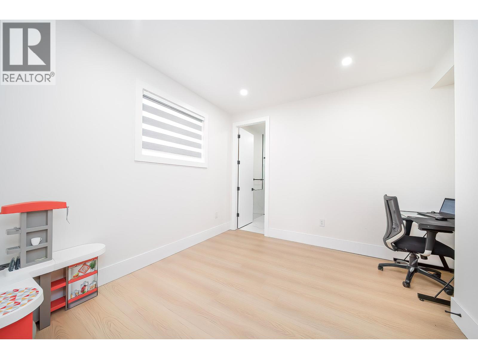 7820 Stanley Street, Burnaby, British Columbia  V5E 1V8 - Photo 18 - R3034374