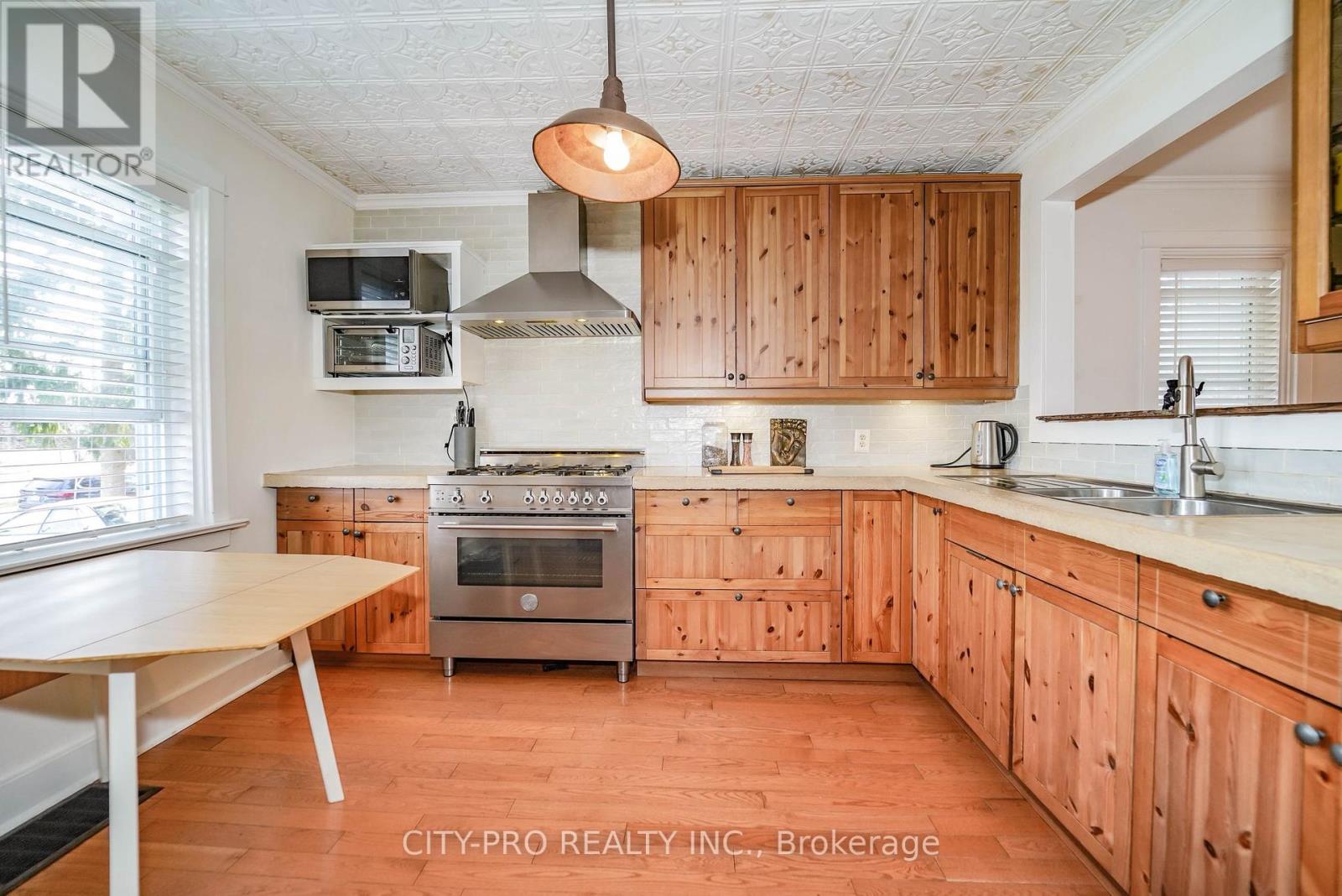 443 5th Concession Road W, Hamilton (Freelton), Ontario  L0R 2H2 - Photo 10 - X12336307