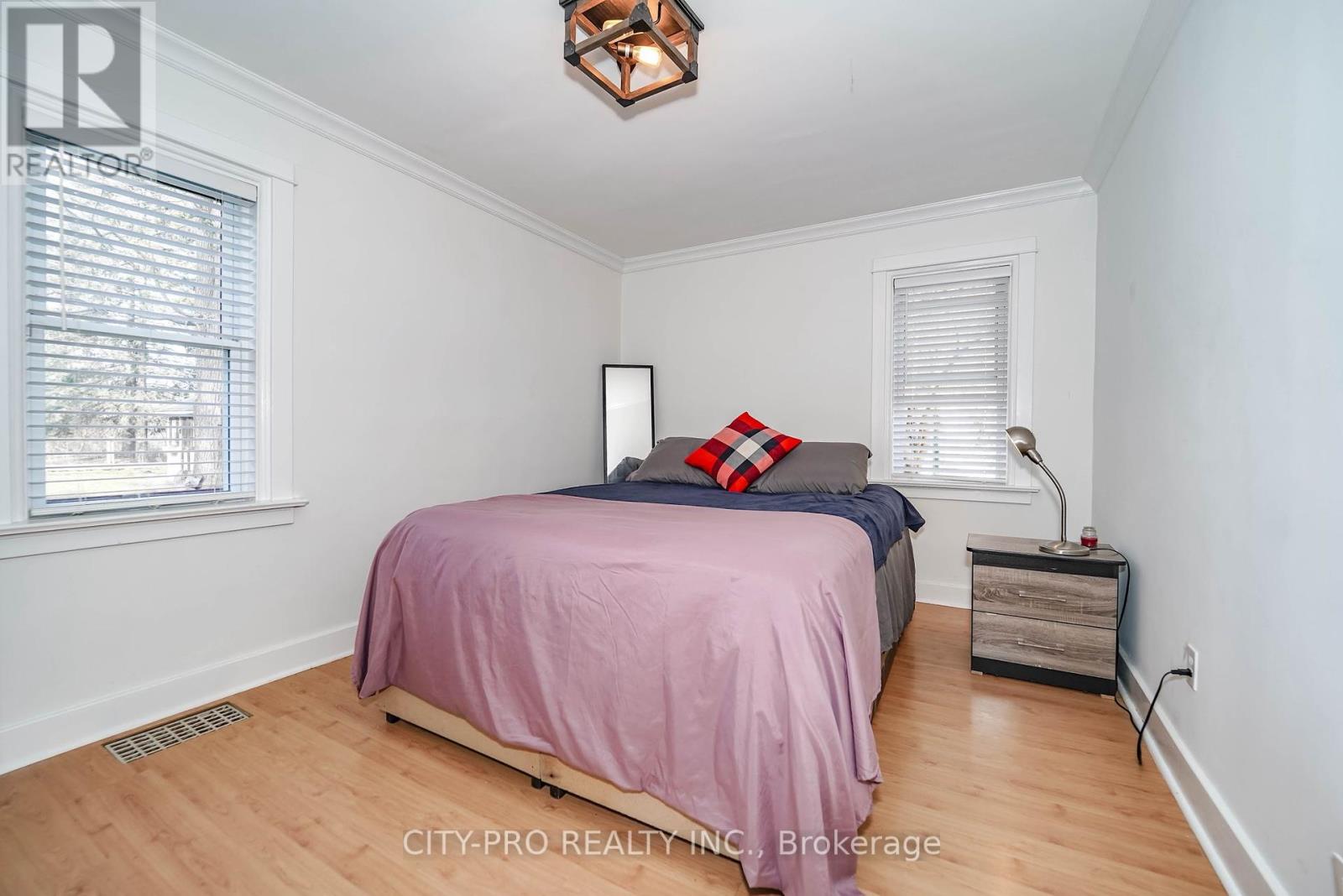 443 5th Concession Road W, Hamilton (Freelton), Ontario  L0R 2H2 - Photo 16 - X12336307