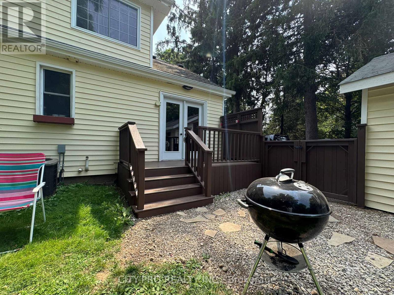 443 5th Concession Road W, Hamilton (Freelton), Ontario  L0R 2H2 - Photo 8 - X12336307
