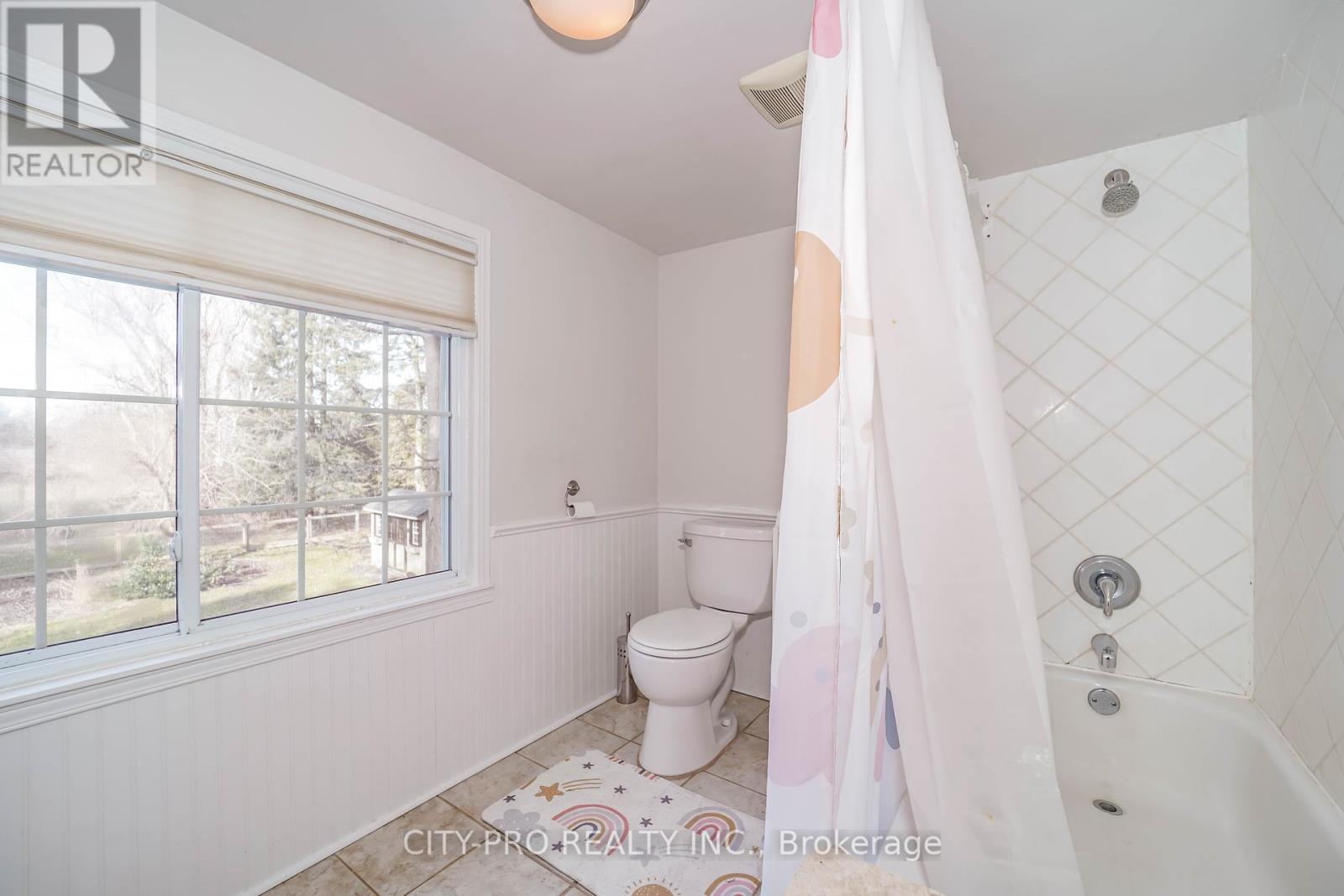 443 5th Concession Road W, Hamilton (Freelton), Ontario  L0R 2H2 - Photo 26 - X12336307