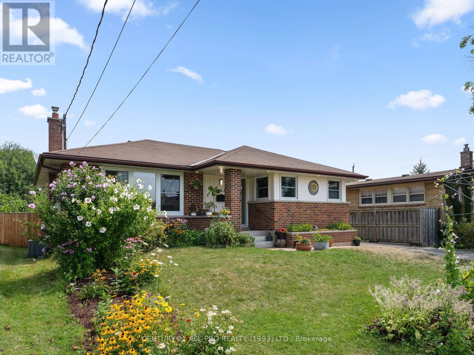 610 Norma Street, Cobourg, Ontario  K9A 2T8 - Photo 4 - X12337183