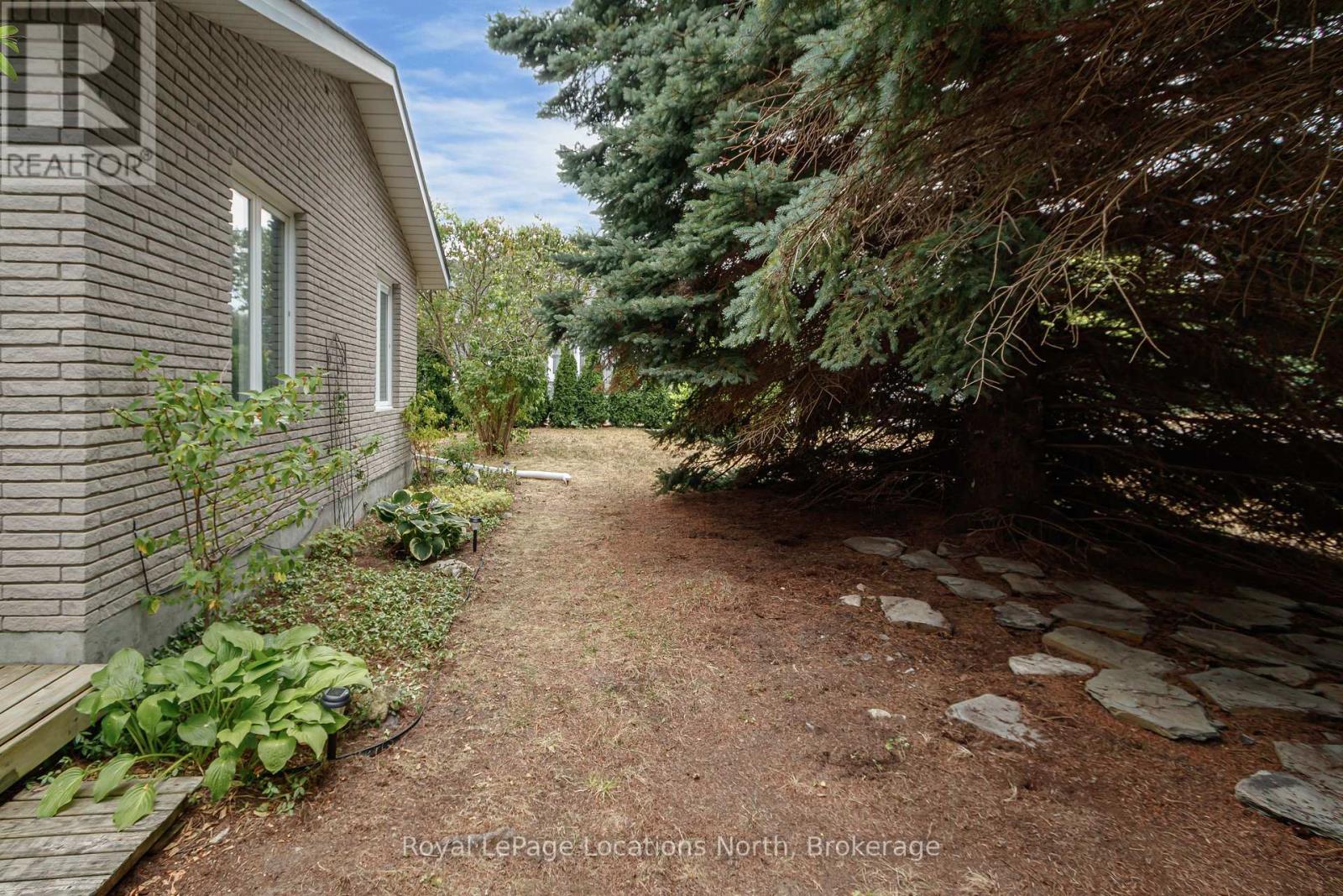 399 Spruce Street, Collingwood, Ontario  L9Y 3H5 - Photo 49 - S12342150