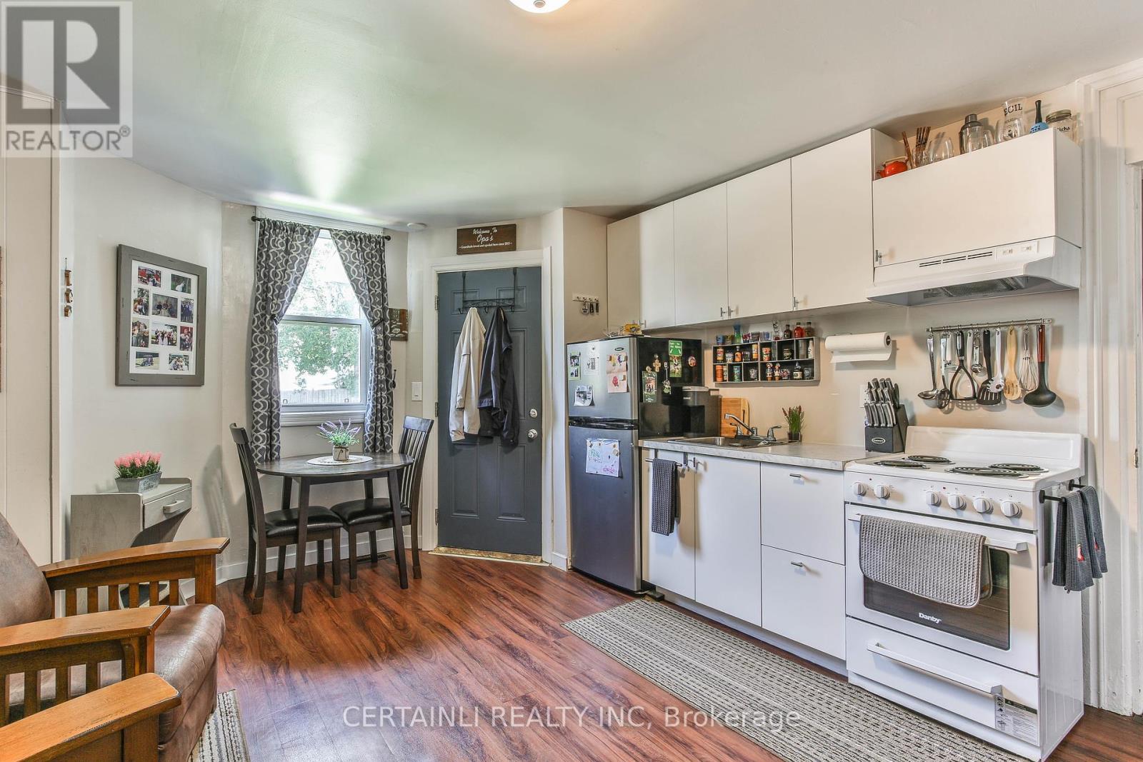 54 Elizabeth Street, St. Thomas, Ontario  N5R 2X1 - Photo 16 - X12342102