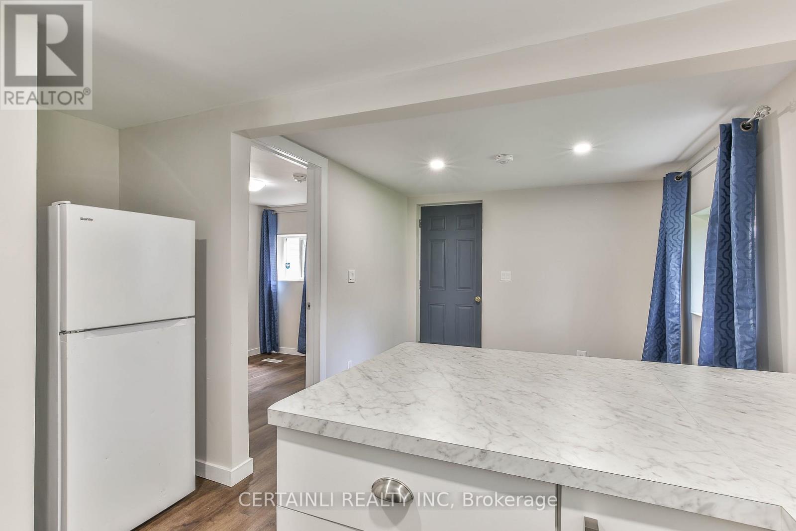 54 Elizabeth Street, St. Thomas, Ontario  N5R 2X1 - Photo 24 - X12342102