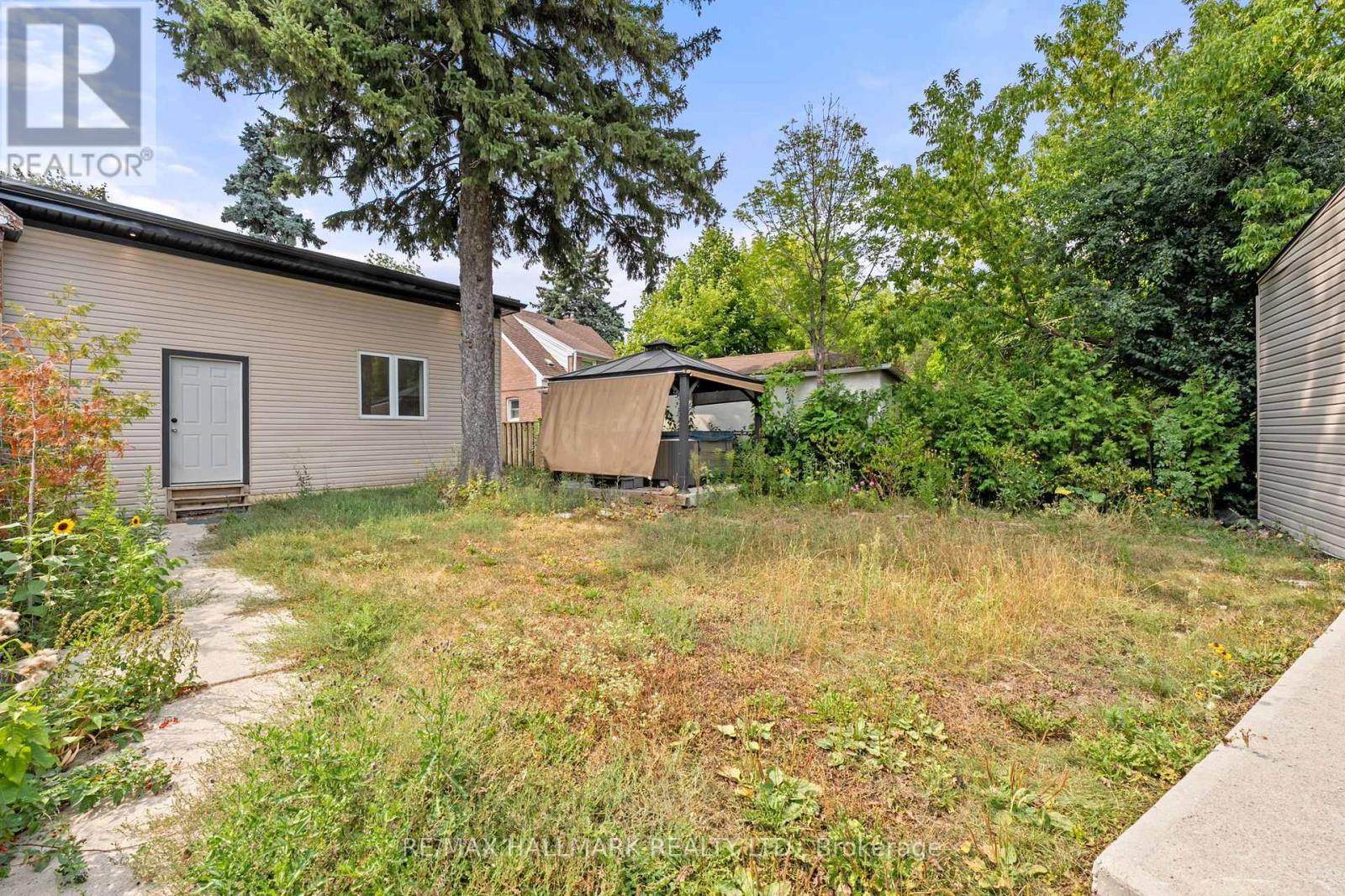 21 King High Avenue, Toronto (Clanton Park), Ontario  M3H 3A8 - Photo 37 - C12341832
