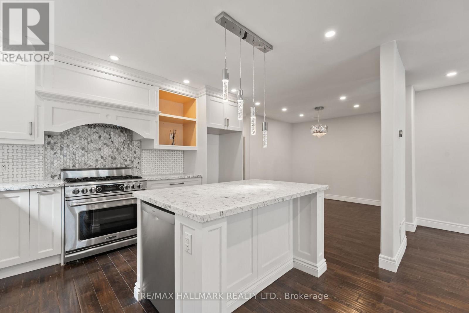 21 King High Avenue, Toronto (Clanton Park), Ontario  M3H 3A8 - Photo 7 - C12341832