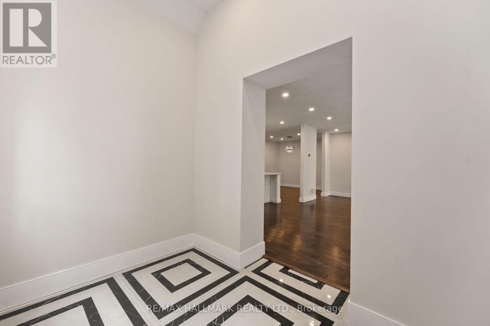 21 King High Avenue, Toronto (Clanton Park), Ontario  M3H 3A8 - Photo 9 - C12341832