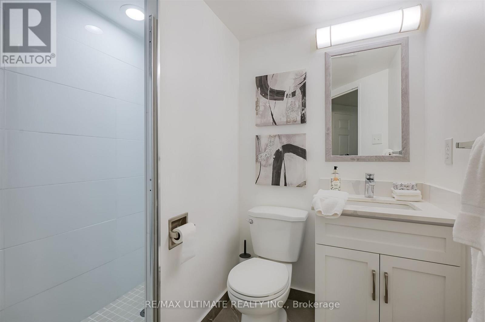 2206 - 55 Centre Avenue, Toronto (Bay Street Corridor), Ontario  M5G 2H5 - Photo 33 - C12341999