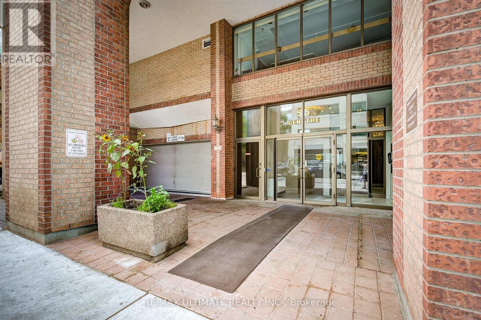 2206 - 55 Centre Avenue, Toronto (Bay Street Corridor), Ontario  M5G 2H5 - Photo 35 - C12341999
