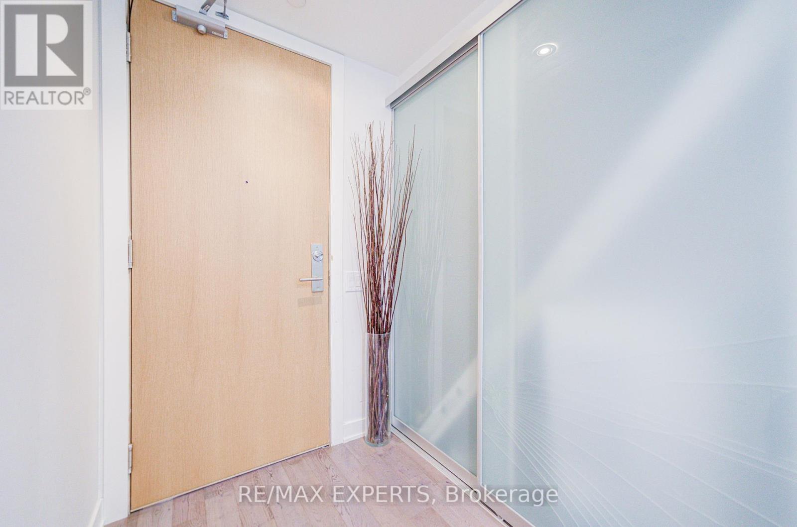Ph1418 - 629 King Street W, Toronto (Waterfront Communities), Ontario  M5V 1M5 - Photo 9 - C12342034