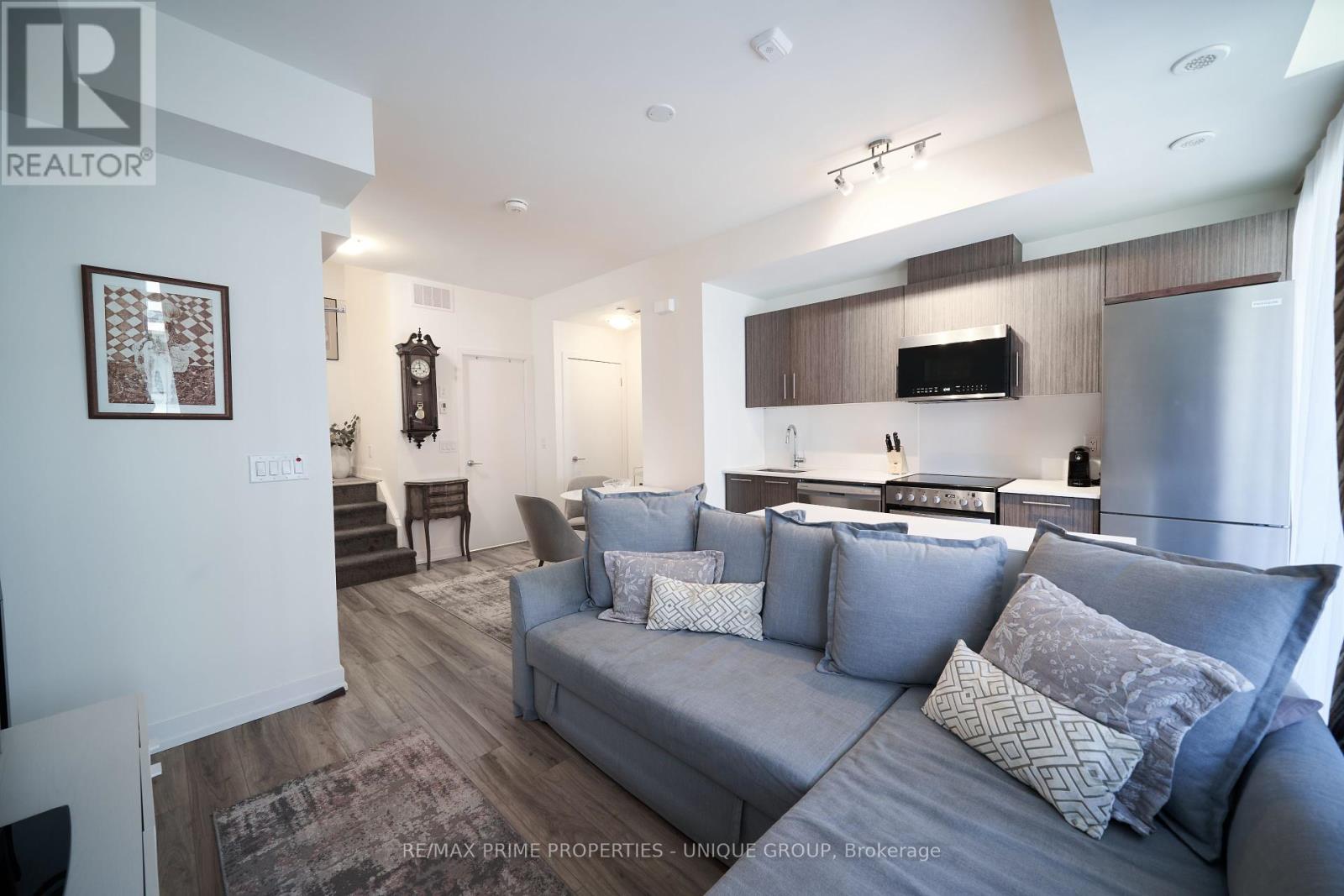 Property at 53 - 861 SHEPPARD AVENUE W image 5