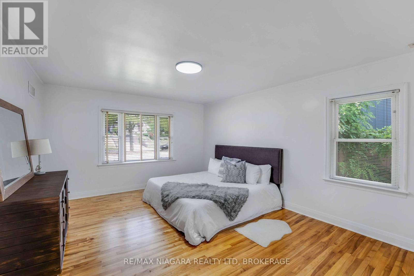 5000 Sixth Avenue, Niagara Falls, Ontario  L2E 4V3 - Photo 17 - X12342129