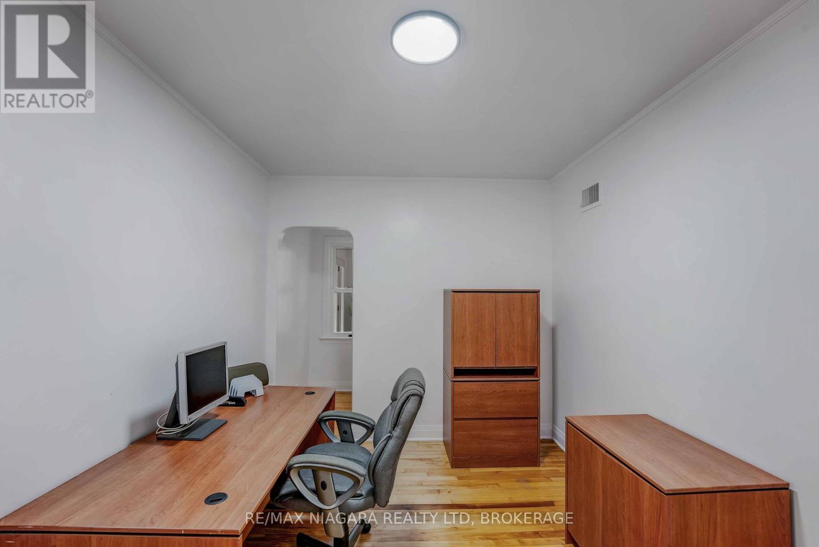 5000 Sixth Avenue, Niagara Falls, Ontario  L2E 4V3 - Photo 21 - X12342129